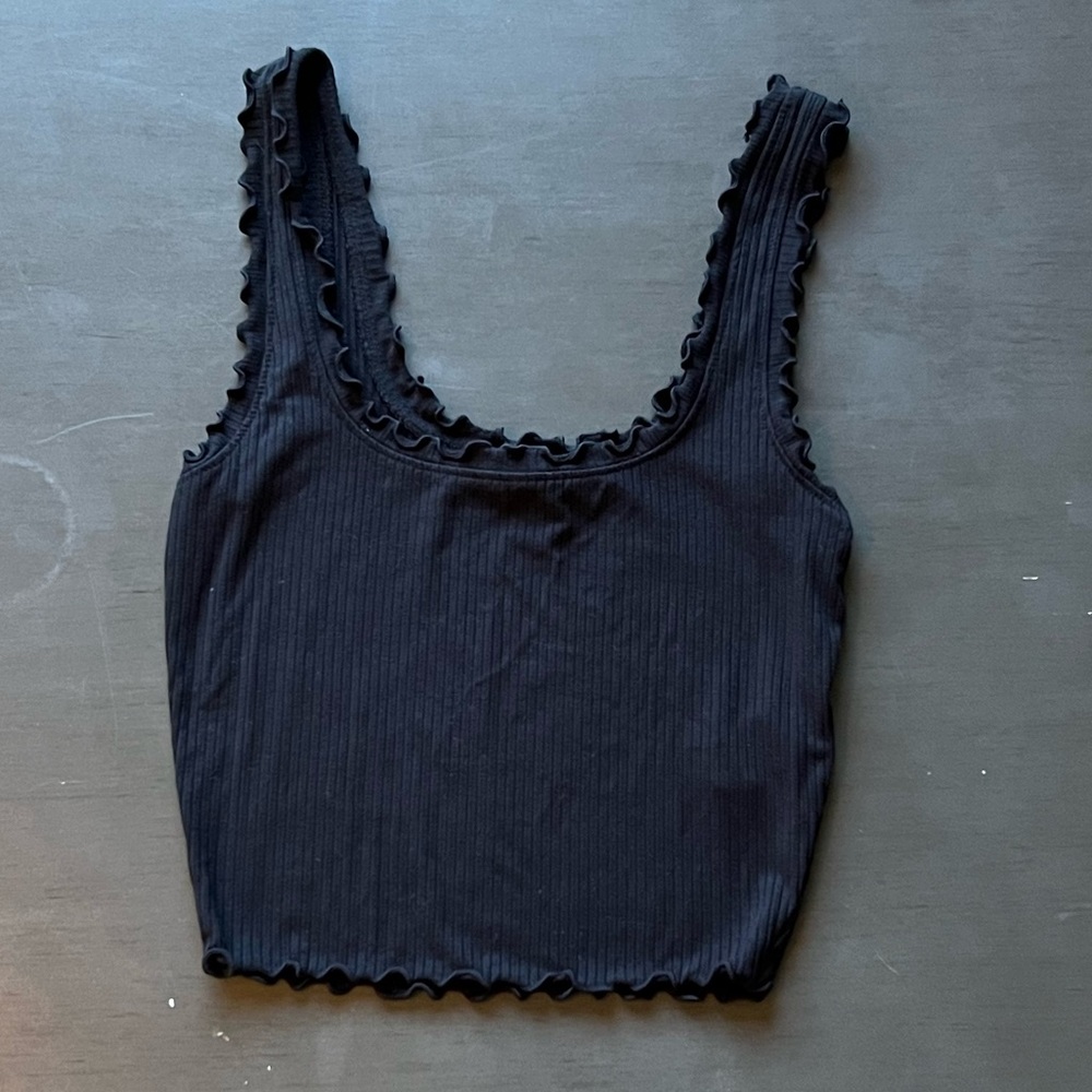 Forever 21 - Lettuce Edge Black Crop Top